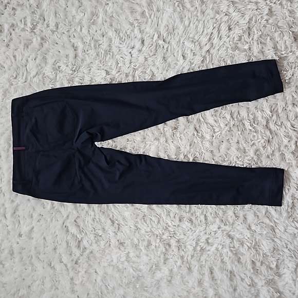 Lululemon Urbanite Pant - Picture 5 of 5